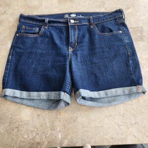 Old Navy Fitted Denim Cuffed Hem Shorts Size 14